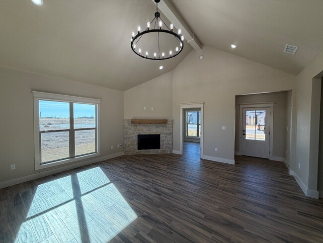 Foto del edificio - MOVE IN SPECIAL!! - Brand New Spacious 4-bedroom, 2-bathroom Wolfforth Haven