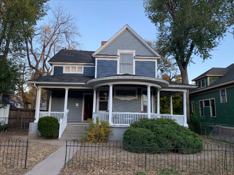 Primary Photo - 1215 N Weber St