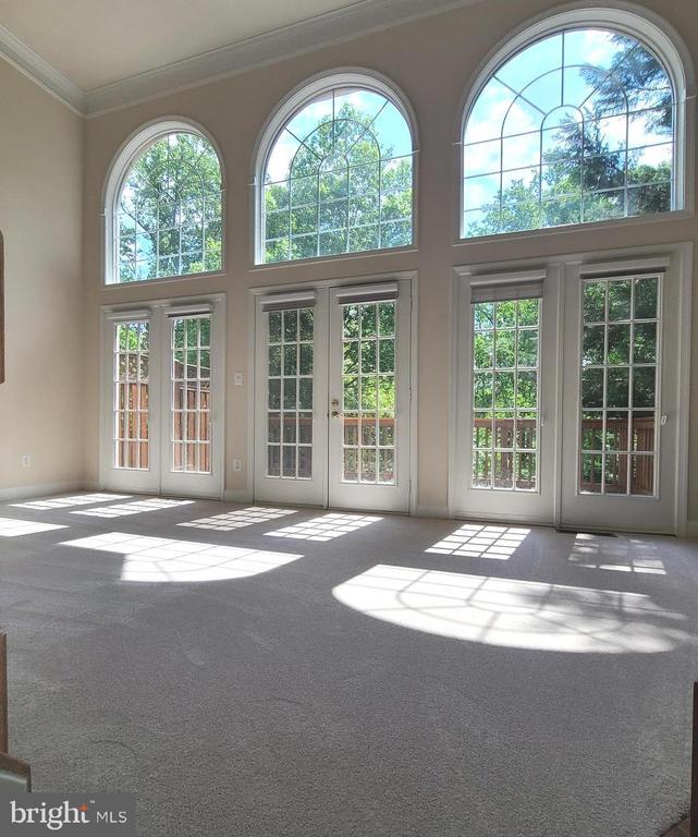 Building Photo - 2511 Gadsby Pl