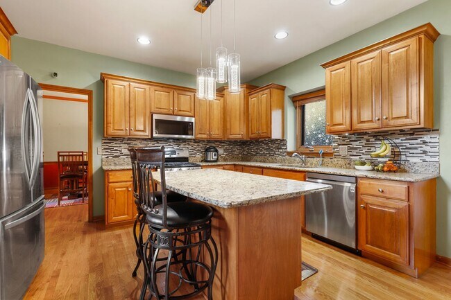 Building Photo - 3408 Tall Grass Dr