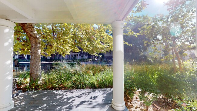 Interior Photo - 27 Seventy Five Mesa Verde