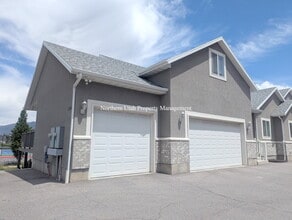 Building Photo - 1290 N 200 W