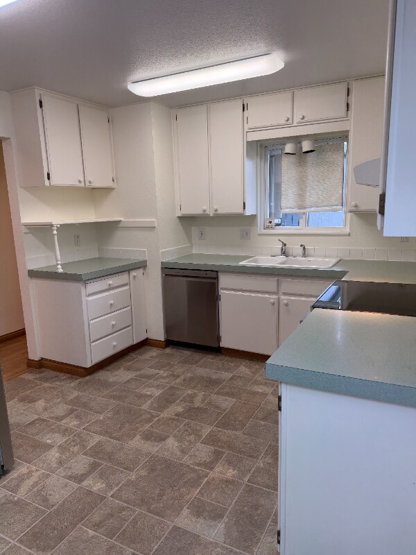 Building Photo - 17633 NW Rolling Hill Ln