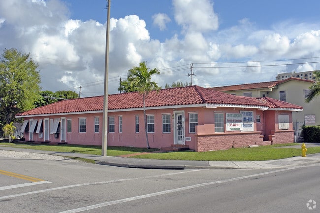 Building Photo - 4391 W Flagler St