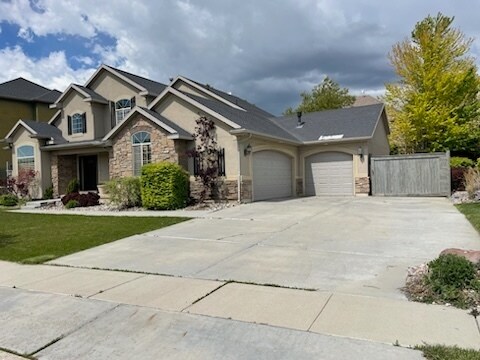 Building Photo - 2502 W Stonehaven Loop