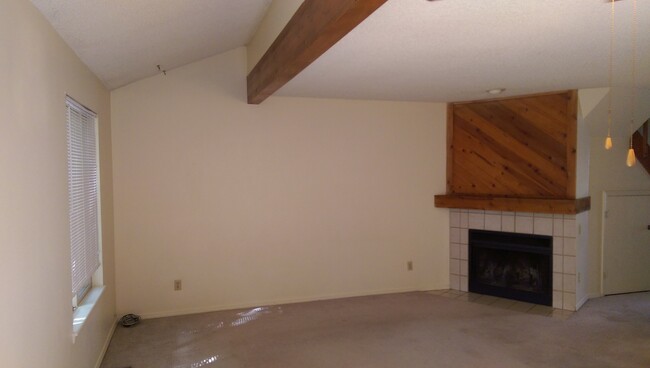 Building Photo - 3417 Atlantic Dr