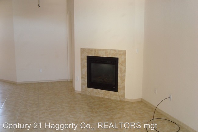 Building Photo - 11328 Robert Lennox Dr