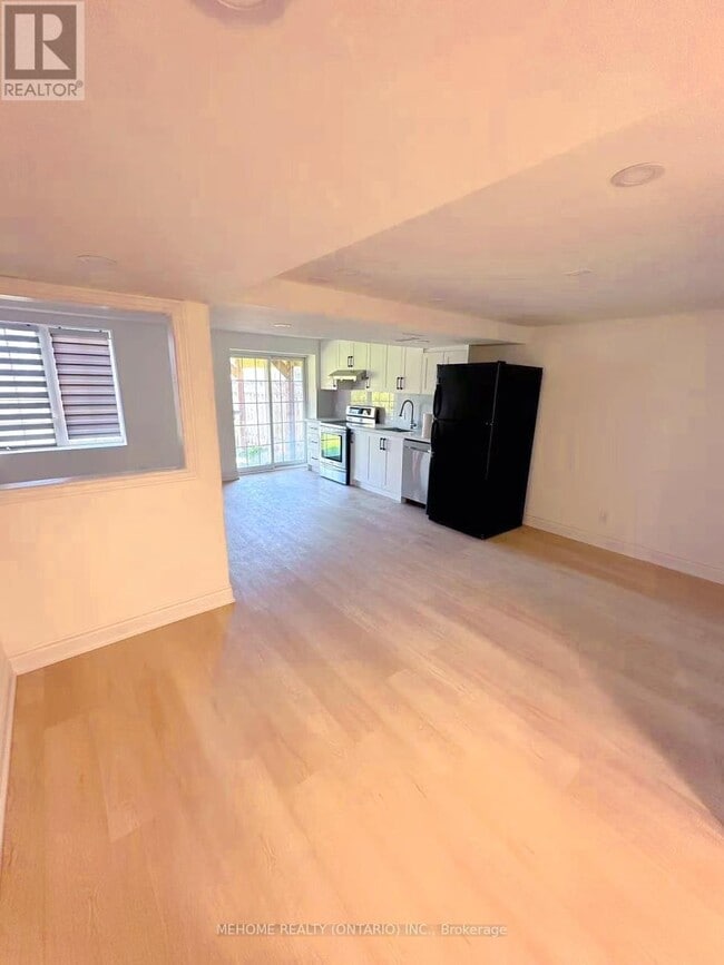 Building Photo - 65 Knightshade Dr