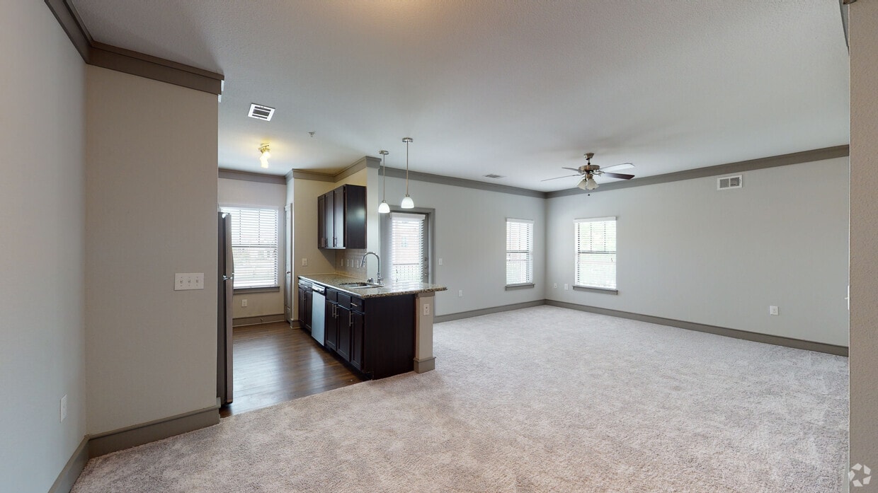 Photo - The Colby at Castle Hills Apartments