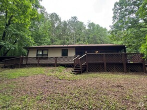 Building Photo - 638 Marion Dairy Rd