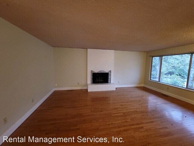 Building Photo - 3 br, 1.5 bath House - 3590 NW 183rd Ave