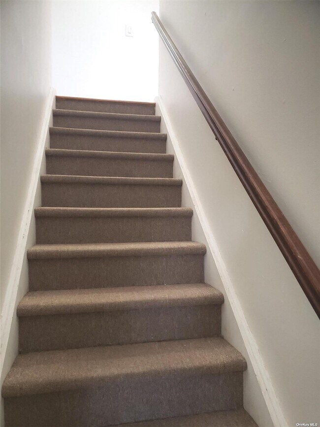 Building Photo - 458 W Market St