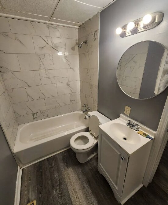 Foto del edificio - 15786 Mandalay Ave