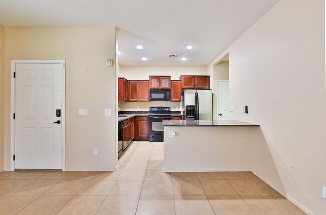Foto del edificio - 3 bed/2.5 bath Condo in Gilbert’s Lofts in...