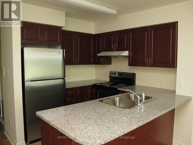 Building Photo - 88 Grangeway Ave