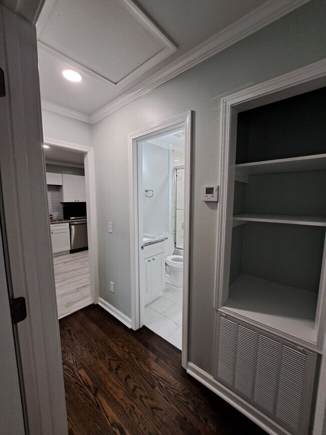 Foto del edificio - 1450-1452 Brentwood Drive