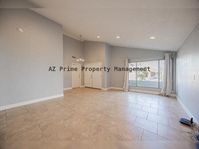 Building Photo - 2229 N 87th Way