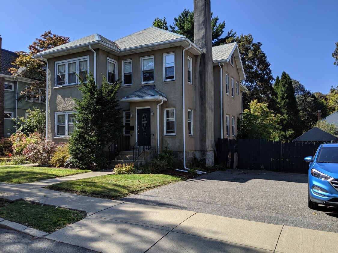23 Spruce St Unit 1, Watertown, MA 02472 Apartment for Rent in