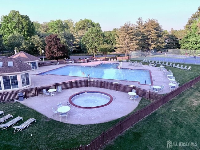 Building Photo - 4313 Bayberry Ct