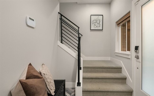 Building Photo - Stunning 4-bedroom, 3.5-bath end-unit town...