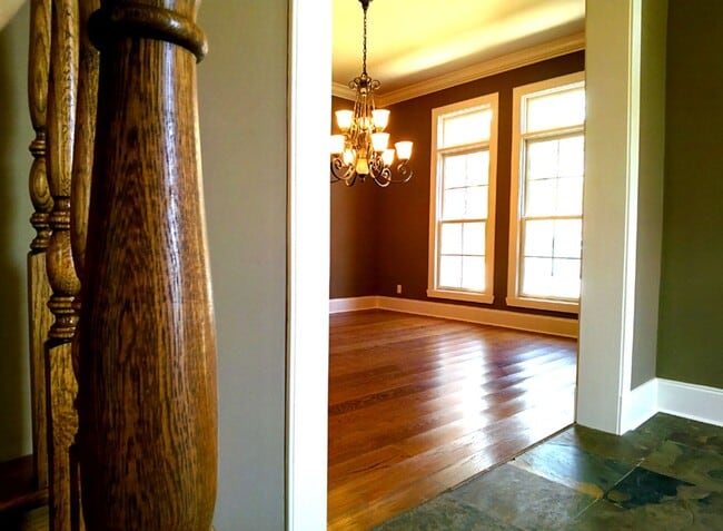 Photo - 4 Bedroom Luxury Townhome - Great Location