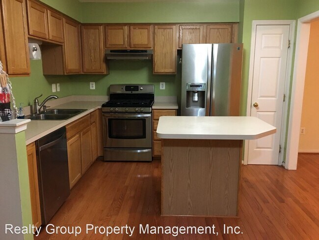 Foto del edificio - 3 br, 2.5 bath House - 18704 HARMONY WOODS...