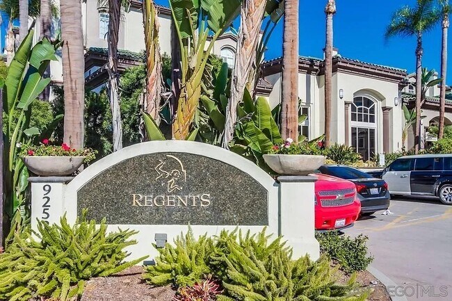 Foto del edificio - 9263 Regents Rd
