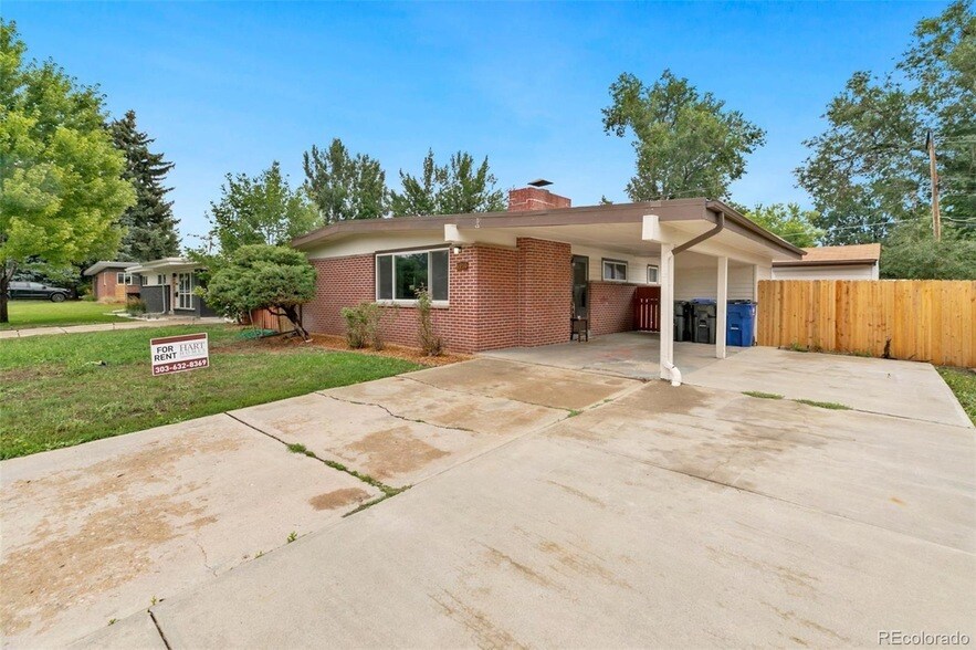 Foto principal - 5950 Dudley Ct