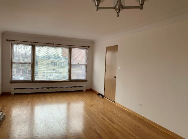 living room - 6319 N Mobile Ave