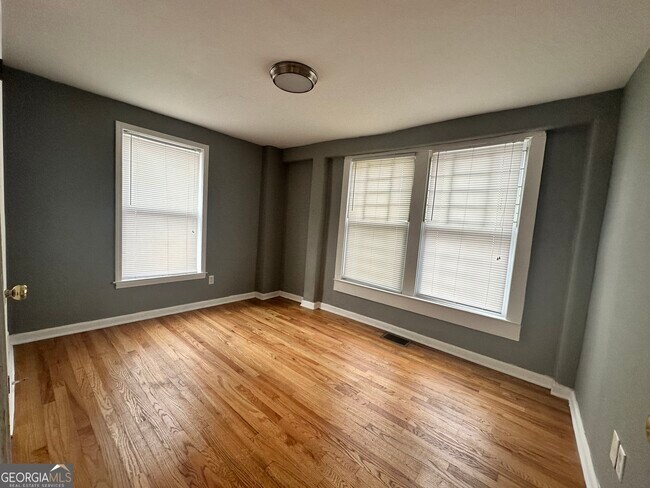 Foto del edificio - 1147 United Ave SE