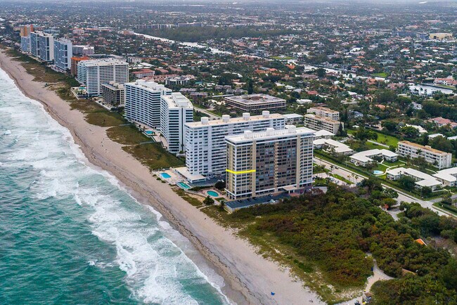 Building Photo - 1180 S Ocean Blvd
