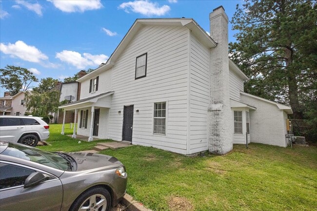 Photo - Adorable 3 bed 2 bath Townhome