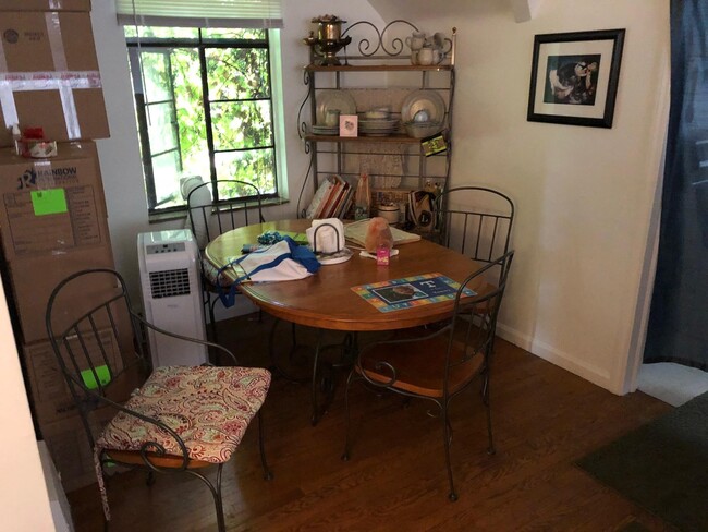 Dining Area - 1294 Catalpa Dr