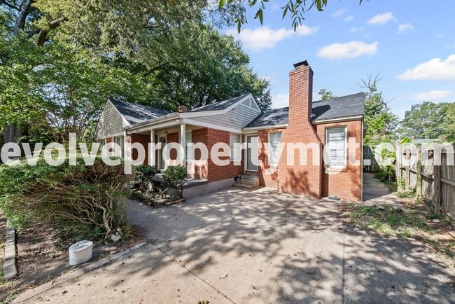 Building Photo - FULLY RENOVATED BERCLAIR RENTAL!