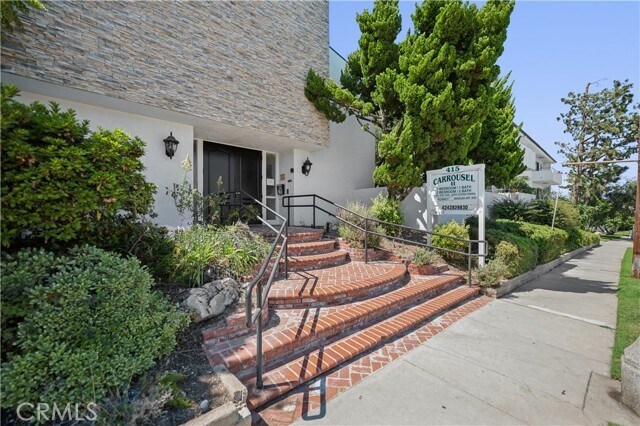 Primary Photo - 415 S Prospect Ave