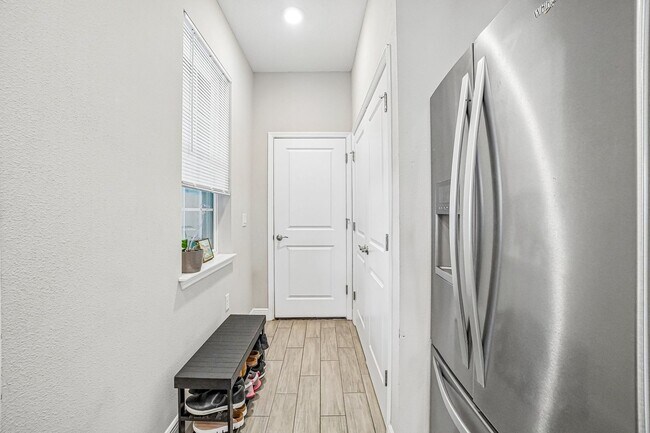 Foto del edificio - Heritage Oaks gated community 3/2.5/2 Townhome