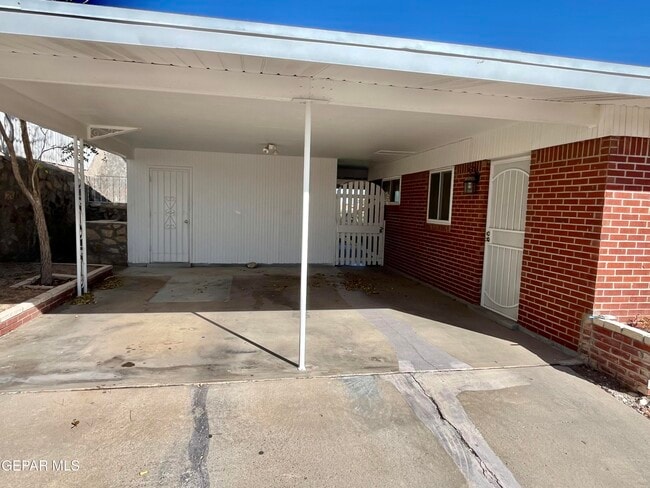 Foto del edificio - 3315 Capella Ave