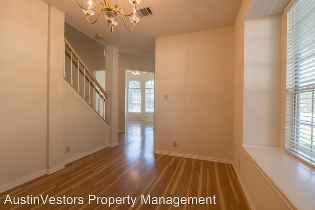 Building Photo - 3 br, 2.5 bath House - 1015 Hawk Ct