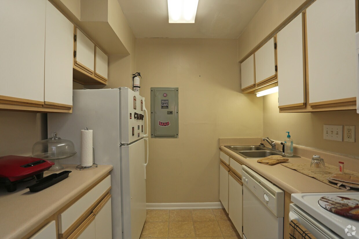 Cloverdale Estates Apartments Montgomery, AL