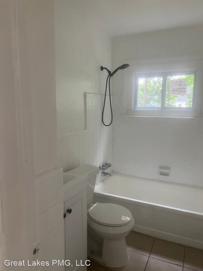 Foto del edificio - 2 br, 1 bath House - 19749 Glastonbury