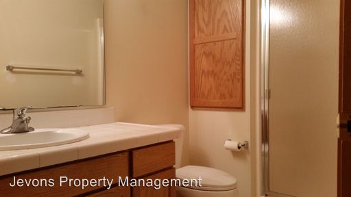 Building Photo - 206 N 41st St