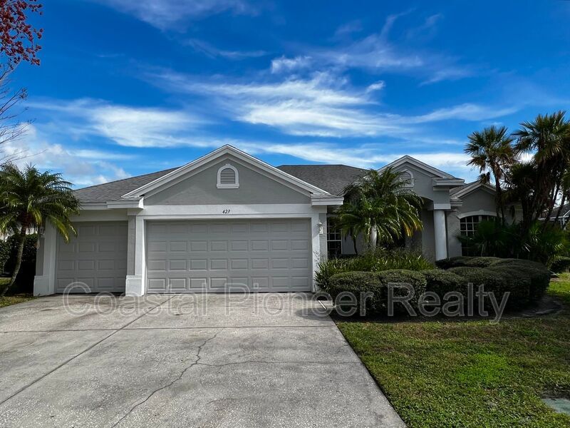 Foto principal - 423 Lakewood Dr