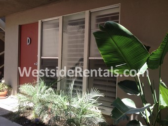 Building Photo - 452 Rosecrans Ave