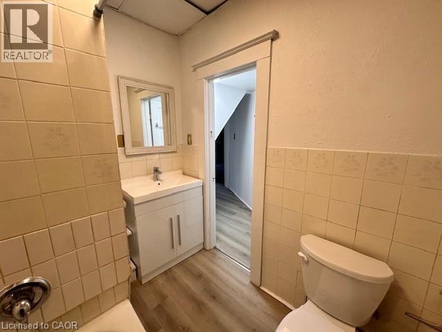 Building Photo - 63 Pandora Ave N