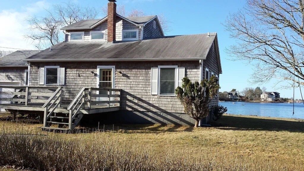 28 Beach Dr, South Kingstown, RI 02879 House Rental in South