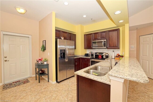 Foto del edificio - 1096 Winding Pines Circle