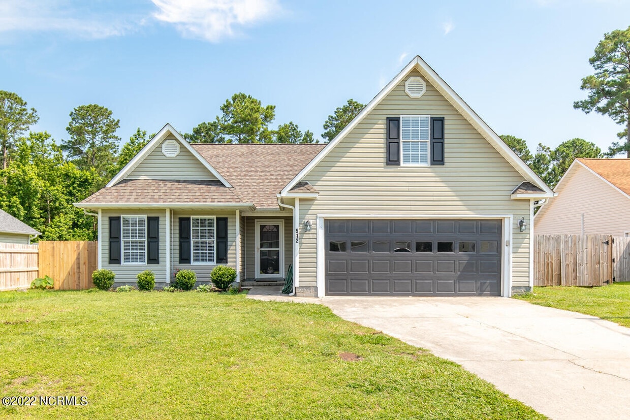 512 Blackberry Ct, Hubert, NC 28539 House for Rent in Hubert, NC