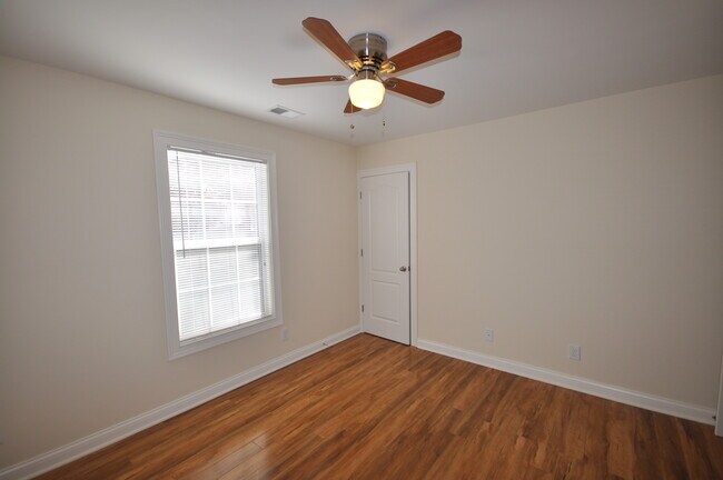Building Photo - 501 Addison Ave