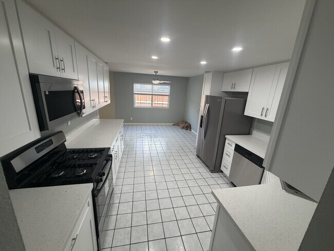 Building Photo - 5109 Andrew Jackson St