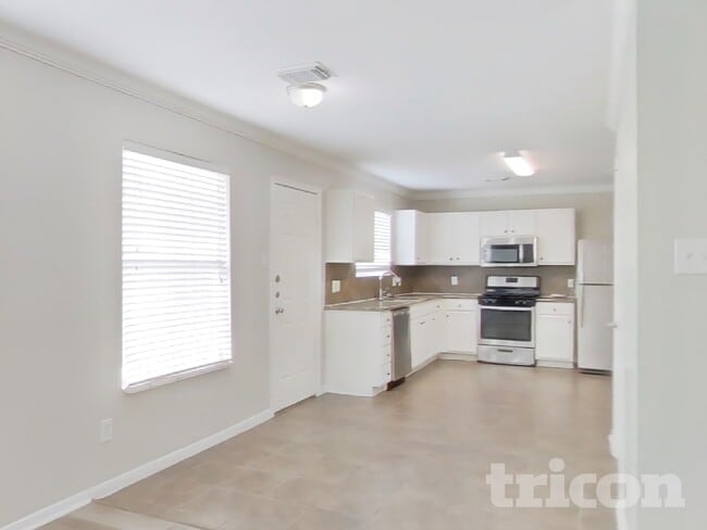 Building Photo - 20814 Fox Swift Ct